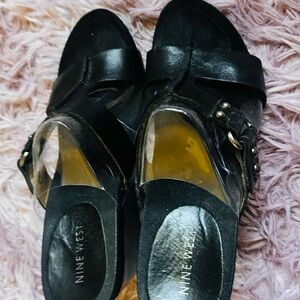Nine West Black Mules with Elegant Design